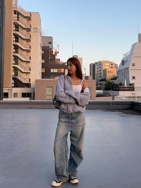 「アイテム（パーカー）」を使った、NATSUKIさん（レディース・170cm）の秋コーディネート