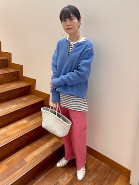 「アイテム（アクセサリー、ブルー系）」を使った、田坂さん（レディース・161cm）の春コーディネート