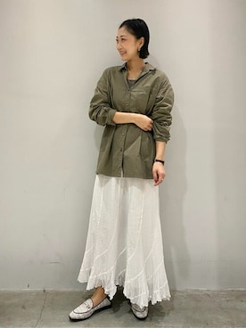 「LE TALON（ルタロン）のツイードビットバブーシュ（ローファー、ホワイト系）」を使った、Natsumiさん（メンズ・167cm）の冬コーディネート