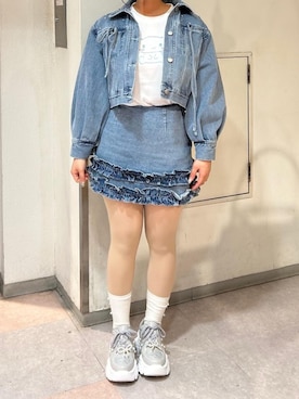 「ブルべ夏」｜「アイテム（スウェット）」を使った、Naruさん（レディース・155cm）の冬コーディネート