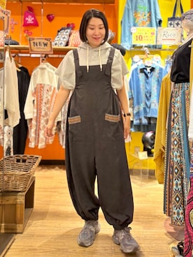 「チチカカ（チチカカ）のアイテム（オールインワン・サロペット）」を使った、チチカカさん（レディース・164cm）の夏コーディネート