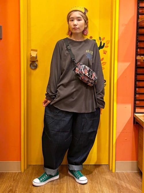 KiU コラボ フロントポケットミニショルダー