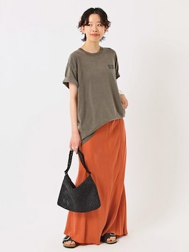 「AP STUDIO（エーピーストゥディオ）のアイテム（スカート）」を使った、STAFF.Mさん（レディース・162cm）の夏コーディネート