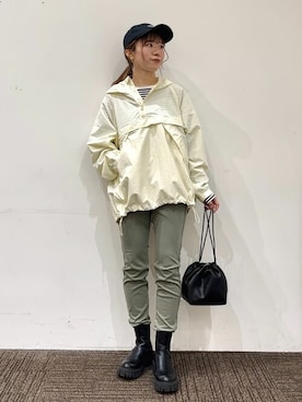 「タイトシルエット」｜「アイテム（ジャケット/アウター）」を使った、tommyさん（レディース・157cm）の春コーディネート