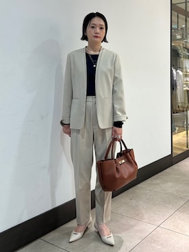 「アイテム（ノーカラージャケット）」を使った、田中さん（レディース・155cm）の秋コーディネート
