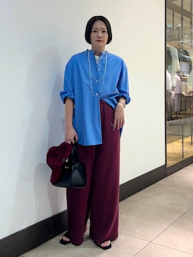 「アイテム（スウェットパンツ、レッド系）」を使った、田中さん（レディース・155cm）の夏コーディネート