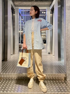 「DIESEL OSAKA」｜「アイテム（スニーカー）」を使った、KAEさん（レディース・157cm）の春コーディネート