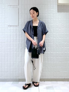 「アパートバイローリーズ」｜「アイテム（スラックス）」を使った、keicoさん（レディース・168cm）の夏コーディネート