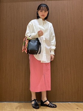 「SHIPS for women」｜「アイテム（財布/小物）」を使った、吉田さん（レディース・158cm）の春コーディネート