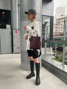 Hitomi Wadaさんのコーディネート