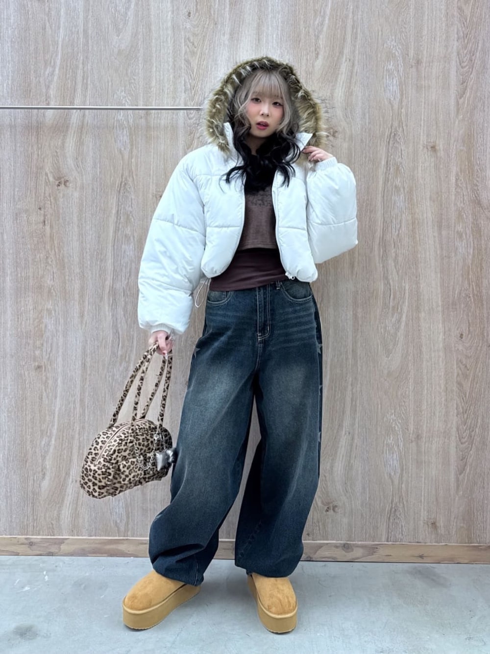 ダウンジャケット/コートを使った「y2k」のレディース人気ファッション