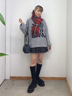 「アイテム（デニムスカート）」を使った、WEGOさん（レディース・162cm）の秋コーディネート