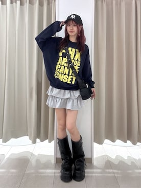 「WEGO（ウィゴー）のWEGO/【25年春夏新作】スウェットフリルスカパン（スカート、グレー系）」を使った、WEGOさん（メンズ・180cm）の秋コーディネート