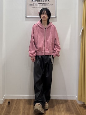 「LUCY（ルーシー）のアイテム（パンツ）」を使った、WEGOさん（メンズ・176cm）の冬コーディネート