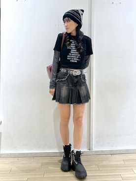 「アイテム（デニムスカート）」を使った、WEGOさん（レディース・165cm）の冬コーディネート