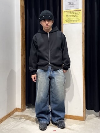 「WEGO（ウィゴー）のWEGO/【26年春夏新作】エクストラバギーデニムパンツ（デニムパンツ）」を使った、WEGOさん（メンズ・180cm）の冬コーディネート