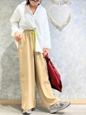 「アイテム（トートバッグ）」を使った、Q♥Officialさん（レディース・164cm）の秋コーディネート