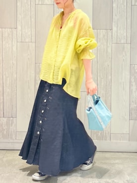 「ミニトート」｜「アイテム（シューズ）」を使った、Q♥Officialさん（レディース・154cm）の春コーディネート