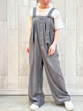 「Q（キュー）のアイテム（オールインワン・サロペット）」を使った、Q♥Officialさん（レディース・157cm）の春コーディネート
