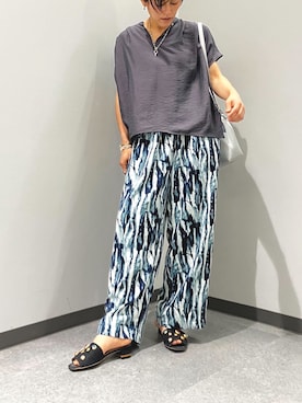 「Q（キュー）のペイント柄パンツ（その他パンツ、ブルー系）」を使った、Q♥Officialさん（レディース・151cm）の夏コーディネート