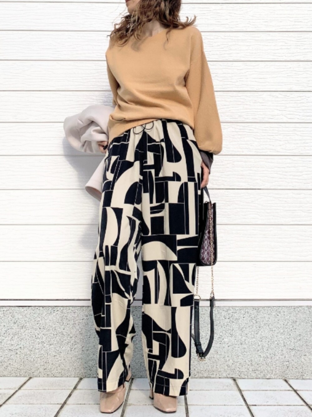 Q（キュー）の「ジオメトリック柄パンツ（その他パンツ）」 - WEAR