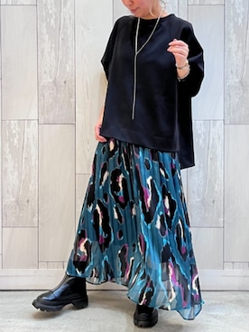 「Casselini（キャセリーニ）のアイテム（ブーツ）」を使った、Q♥Officialさん（レディース・157cm）の秋コーディネート