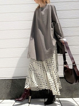「CELINE」｜「アイテム（スウェット）」を使った、Q♥Officialさん（レディース・155cm）の夏コーディネート