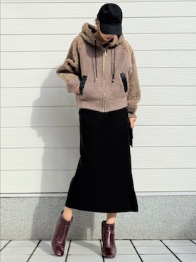 「CELINE（セリーヌ）のアイテム（ブーツ）」を使った、Q♥Officialさん（レディース・155cm）の秋コーディネート