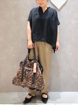 「アイテム（バッグ、オレンジ系）」を使った、Q♥Officialさん（レディース・153cm）の秋コーディネート
