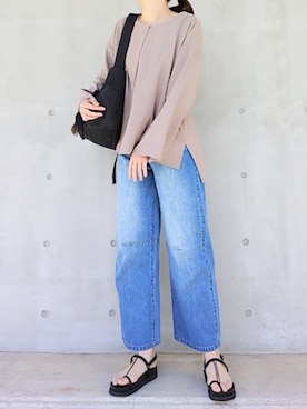 「ブリーチデニム」｜Q♥Officialさん（レディース・163cm）の冬コーディネート