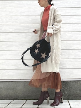 「CELINE（セリーヌ）のアイテム（ブーツ）」を使った、Q♥Officialさん（レディース・155cm）の秋コーディネート