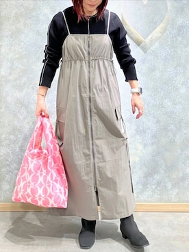 「アイテム（ジャンパースカート）」を使った、Q♥Officialさん（レディース・148cm）の秋コーディネート