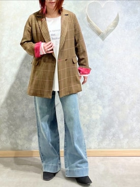 「アイテム（テーラードジャケット）」を使った、Q♥Officialさん（レディース・151cm）の秋コーディネート