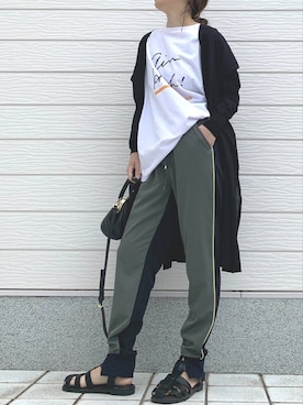 「Casselini（キャセリーニ）のアイテム（サンダル）」を使った、Q♥Officialさん（レディース・155cm）の春コーディネート