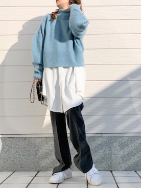 「袖ボリューム」｜「アイテム（スニーカー）」を使った、Q♥Officialさん（レディース・155cm）の冬コーディネート