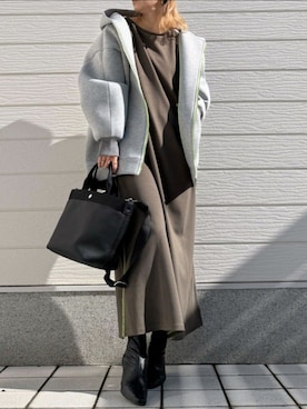 「スウェットワンピース」｜「アイテム（トートバッグ）」を使った、Q♥Officialさん（レディース・155cm）の冬コーディネート