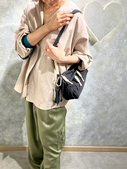 【大人気】ヨークリブドッキングシャツ　着回し　秋冬　売れ筋NO.1