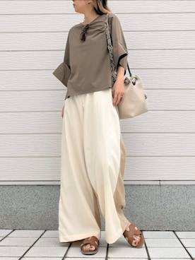 「Q（キュー）のアイテム（パンツ）」を使った、Q♥Officialさん（レディース・155cm）の春コーディネート