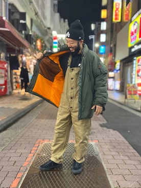 「AVIREX（アヴィレックス）のアイテム（オールインワン・サロペット）」を使った、Yoshi Yamaさん（メンズ・174cm）の秋コーディネート