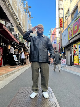 「schott（ショット）のアイテム（ライダースジャケット）」を使った、Yoshi Yamaさん（メンズ・174cm）の春コーディネート
