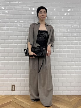 「ADAM ET ROPE'（アダムエロペ）のオープントゥバックストラップサンダル（サンダル、ブラック系）」を使った、SAKIさん（レディース・154cm）の春コーディネート