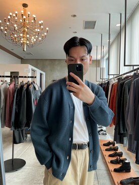 「URBAN RESEARCH（アーバンリサーチ）のアイテム（チノパンツ）」を使った、yukihigashiuraさん（メンズ・173cm）の秋コーディネート