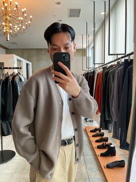 「URBAN RESEARCH（アーバンリサーチ）のアイテム（チノパンツ）」を使った、yukihigashiuraさん（メンズ・173cm）の秋コーディネート