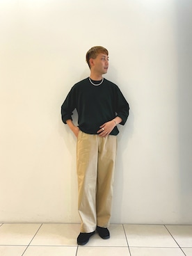 「URBAN RESEARCH（アーバンリサーチ）のアイテム（チノパンツ）」を使った、yukihigashiuraさん（メンズ・173cm）の夏コーディネート