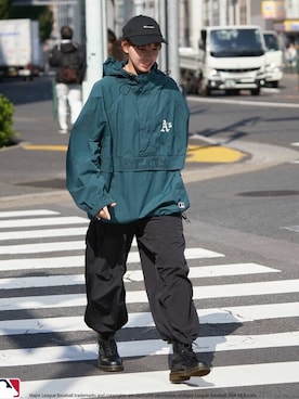 「MLB（メジャーリーグベースボール）のアイテム（ナイロンジャケット）」を使った、PUBLUXさん（レディース・166cm）の冬コーディネート