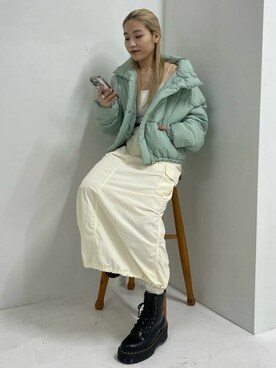 「ブルーコーデ」｜「アイテム（ブルゾン）」を使った、PUBLUXさん（レディース・159cm）の冬コーディネート