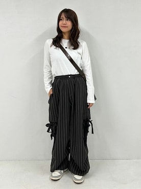 「PUBLUX（パブリュクス）のアイテム（パンツ）」を使った、PUBLUXさん（レディース・155cm）の秋コーディネート