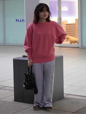 「サテンパンツ」｜「アイテム（ピンク系）」を使った、PUBLUXさん（レディース・153cm）の秋コーディネート