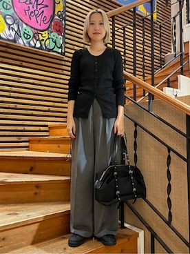 「PUBLUX（パブリュクス）のアイテム（パンツ）」を使った、PUBLUXさん（レディース・161cm）の秋コーディネート