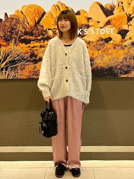 「PUBLUX（パブリュクス）のアイテム（パンツ）」を使った、PUBLUXさん（レディース・166cm）の秋コーディネート
